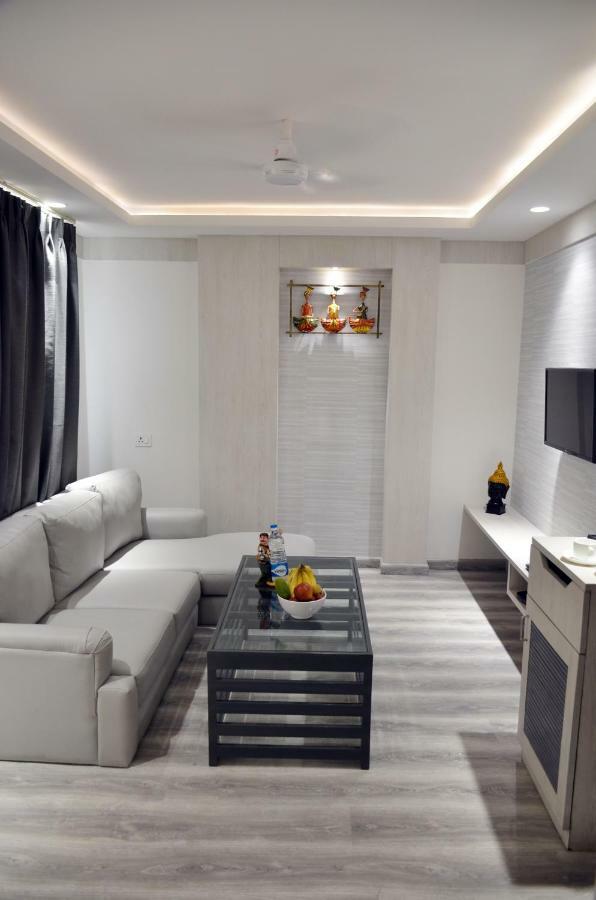 Hotel Radiance Bareilly Exteriör bild